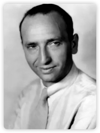 迈克尔·柯蒂兹简介